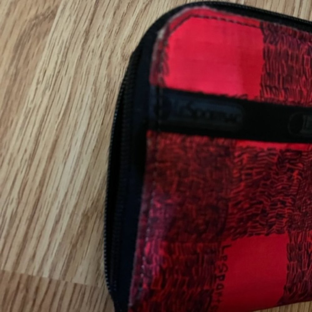lesportsac zip around wallet red - Picture 4 of 6